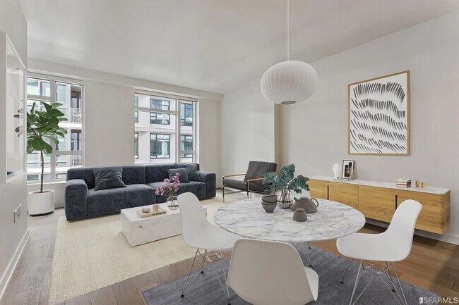 Photo - 1688 Pine St