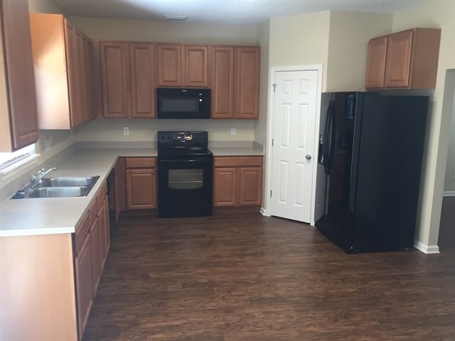 Photo - 1613 Mapmakers Way