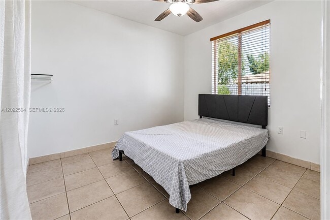Photo - 1670 NW 73rd St