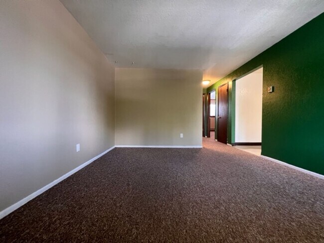 Photo - 7th Unit 1368-845