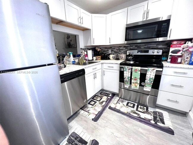 Photo - 3531 Inverrary Dr Unit 306