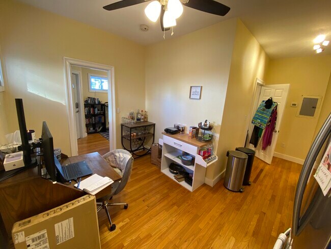 39 Cross St