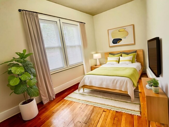 Photo - 5611 7th St NW Unidad 5615 - 1