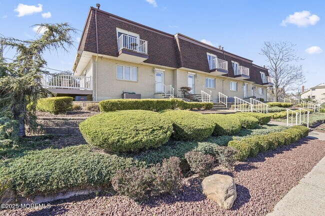 Photo - 444 Ocean Blvd