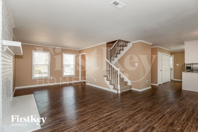 Photo - 1423 Rivermont Dr