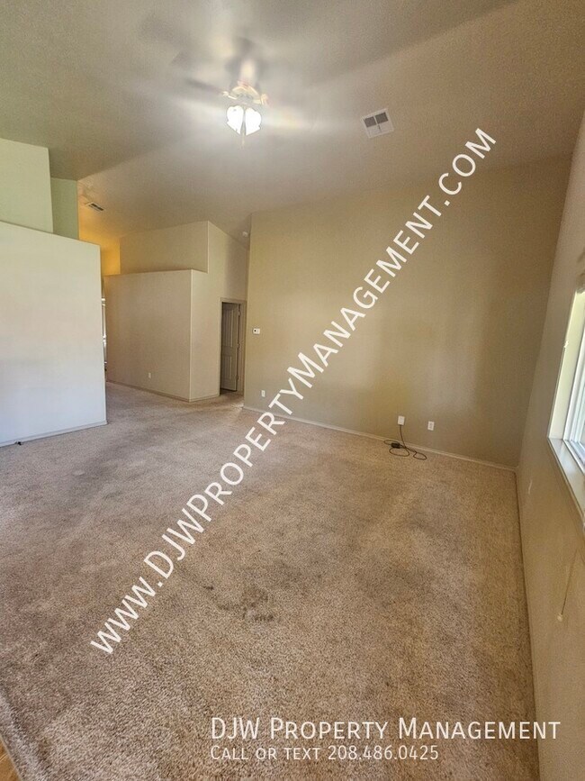 Photo - 10838 Cloudless St House