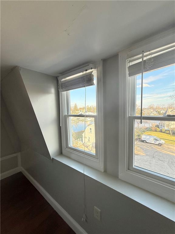 Photo - 23 Peck Ln Unit 3rd floor