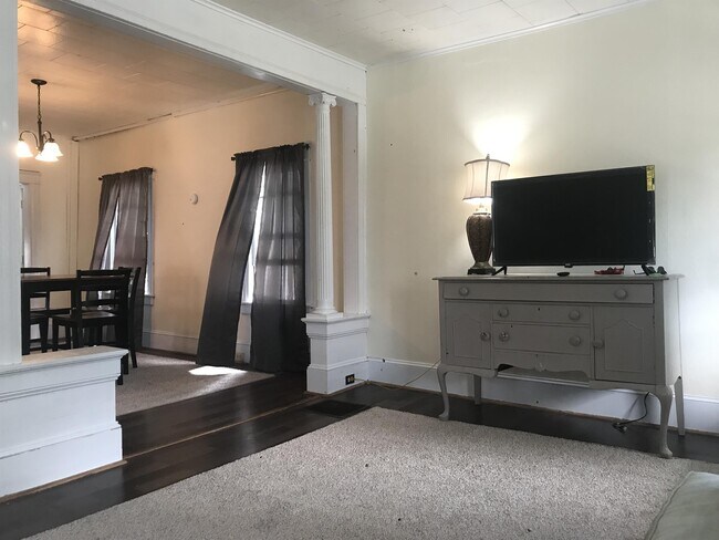 Photo - 141 W Cayuga St