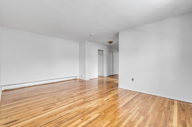 5th Avenue Apartments