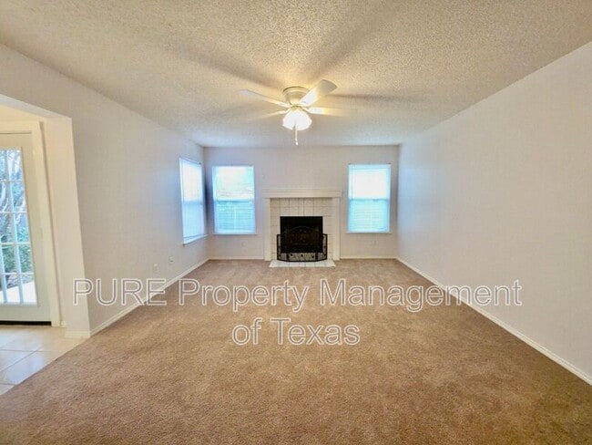 Photo - 1313 Terra St