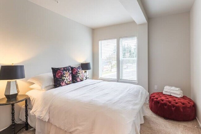 Photo - 624 E 32nd St Unit SI ID1296616P