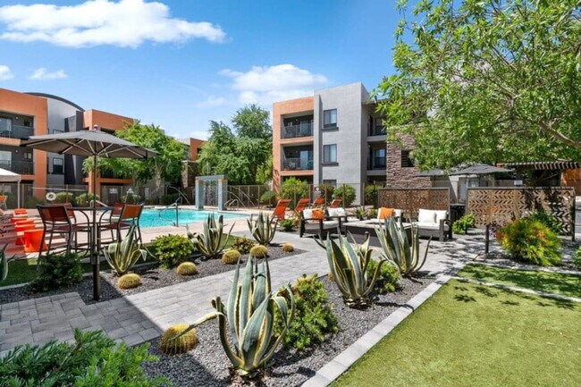 Photo - 15164 N 140th Dr Unit ID1370240P