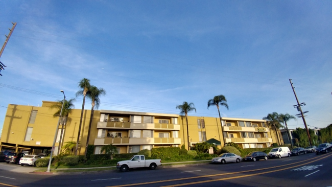 Photo - 6131 Coldwater Canyon Ave Apartment Unit a