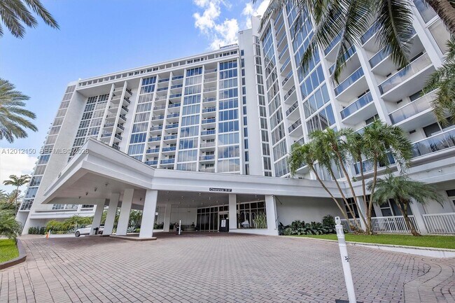 Photo - 10275 Collins Ave Unit 1530