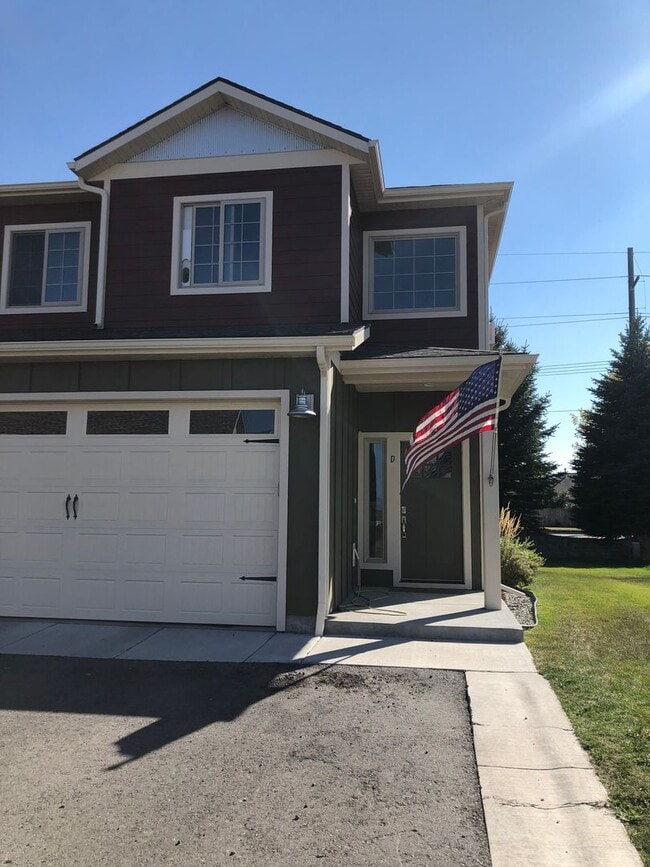 Photo - End Unit 3 Bedroom 2 Bathroom Condo