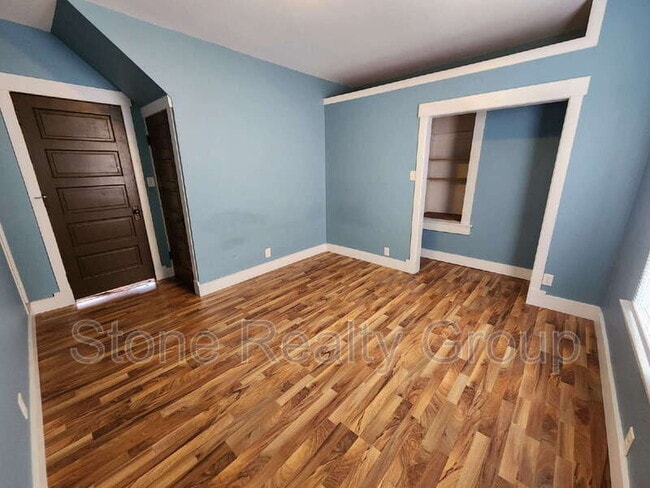 Photo - 1100 N 10th St