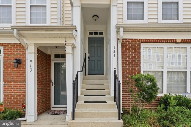 Photo - 941 Pine Forest Ln