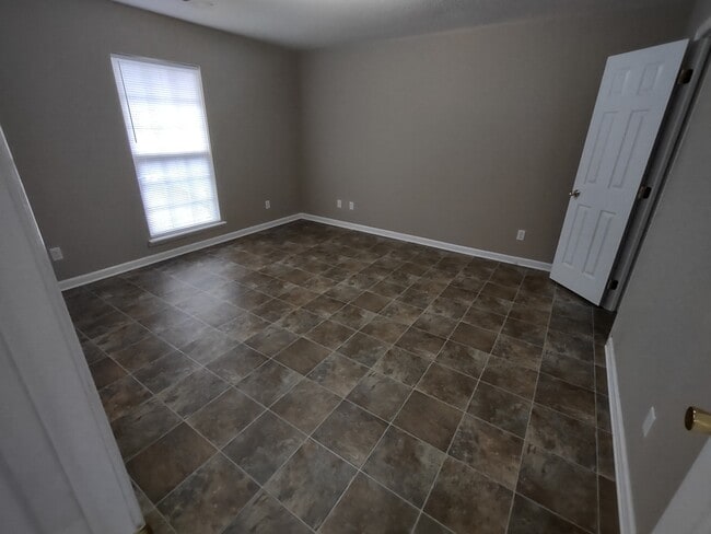 Photo - 206 N Emmett St
