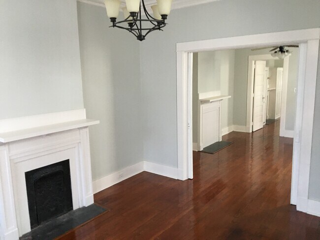 Living/Dining - 8210 Plum St