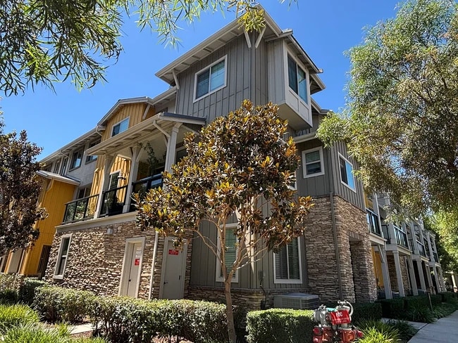 Photo - 833 Tranquility Cir