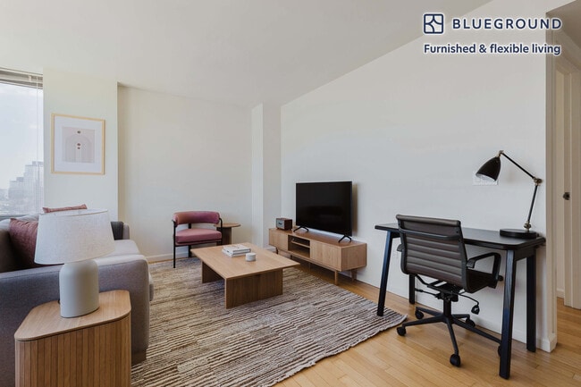 Photo - 4-75-75 48th Ave Unidad FL29-ID1534