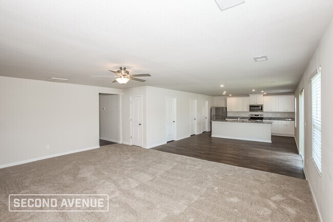 Photo - 415 Misty Knl Dr