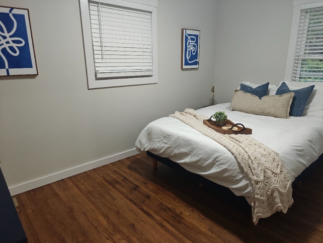 Photo - 920 Friendly Pl