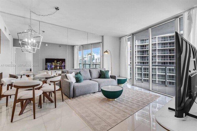 Photo - 495 Brickell Ave Unit 3708