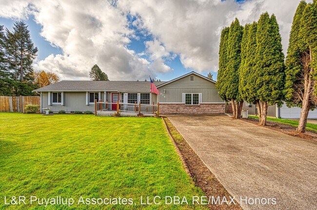3 br, 2 bath House - 914 149th St Ct E - 3 br, 2 bath House - 914 149th St Ct E