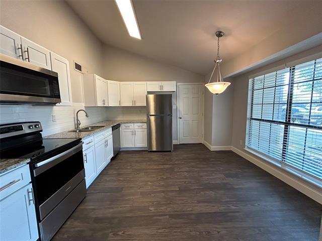 Photo - 7012 Newberry Ct E