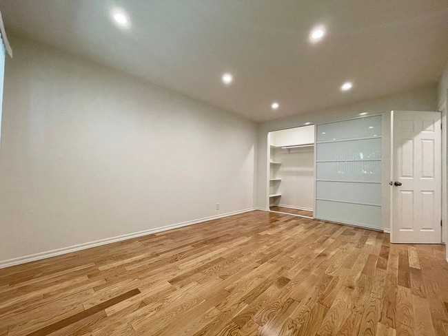 Building Photo - You will not want to miss out on this oppo... Unit 3 Rental