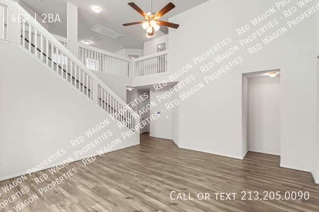 Photo - 2625 Lupton Leap