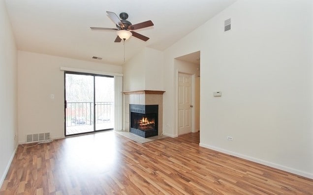 Photo - 2028 N Rand Rd Unit 201