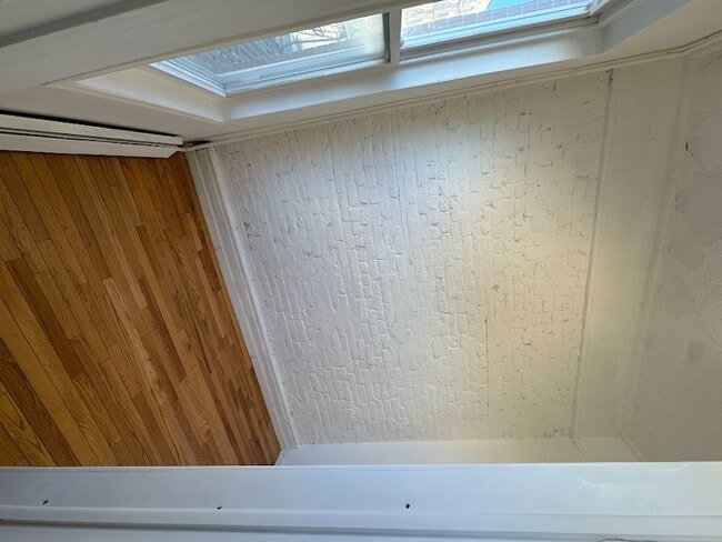 Photo - 8 Carroll St Unit 2