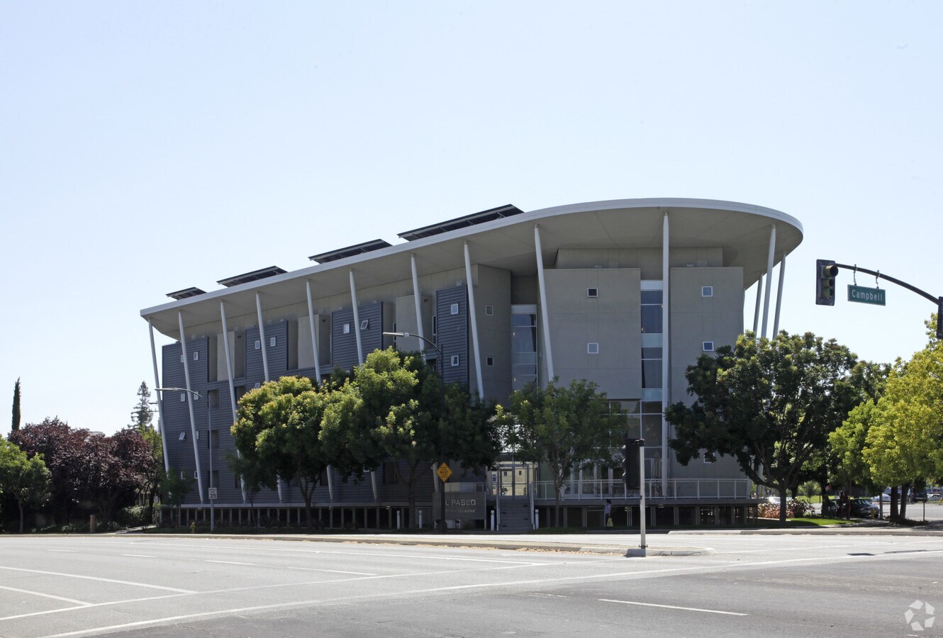 Photo - El Paseo Studios Apartments