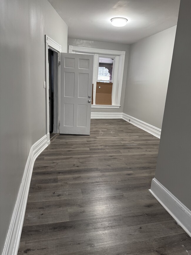 Building Photo - 222 Clymer St Unit 1 Rental