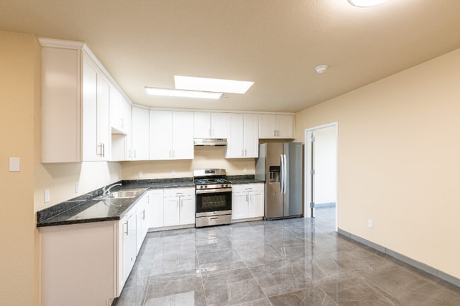 Photo - 317 Lester Ave Unidad 503