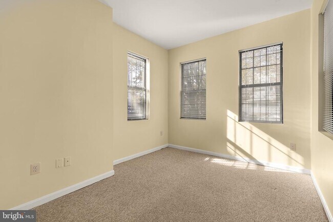 Photo - 1768 Florida Ave NW