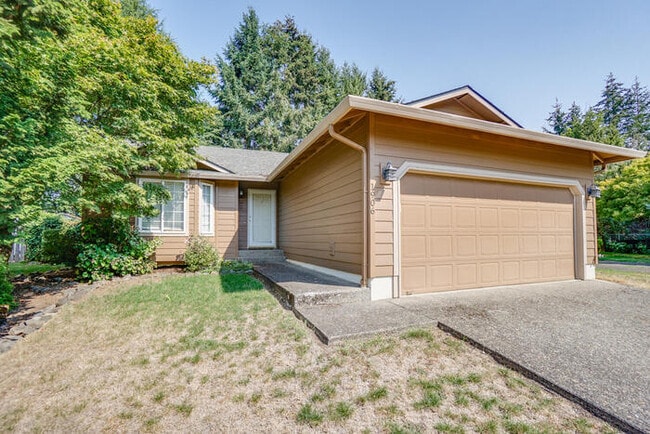 THREE BEDROOM HOUSE IN SALMON CREEK - THREE BEDROOM HOUSE IN SALMON CREEK