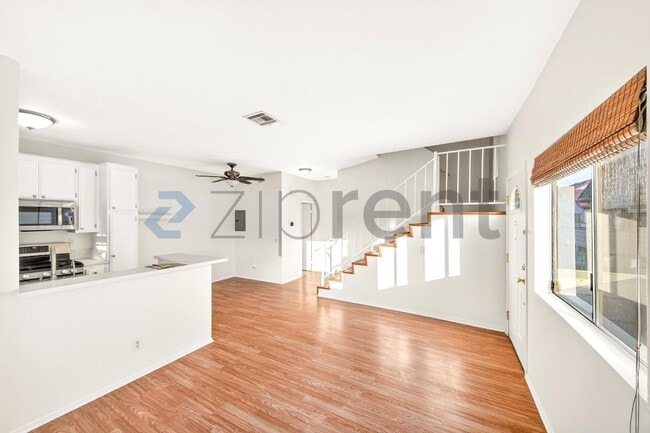 Building Photo - 68 Maegan Pl