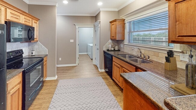 Photo - 2830 Horseback Dr