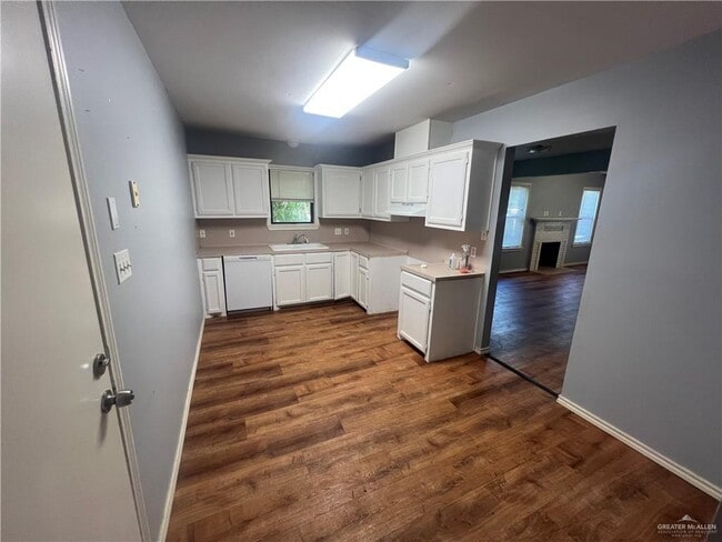 Photo - 13 S 8th St
