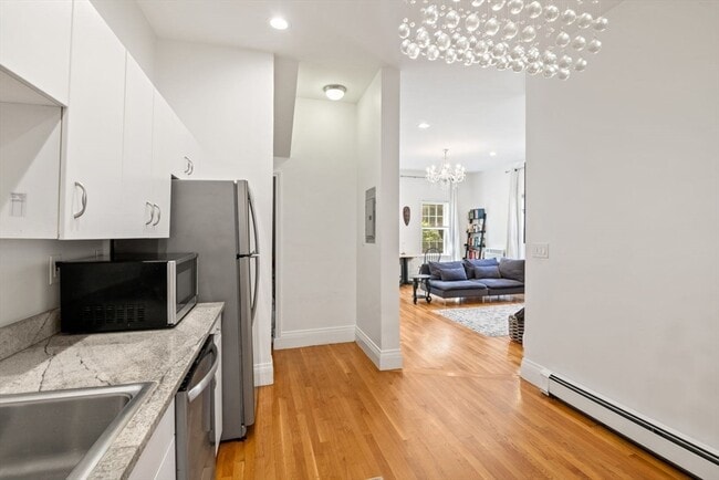 Photo - 249 Roxbury St Unit 1