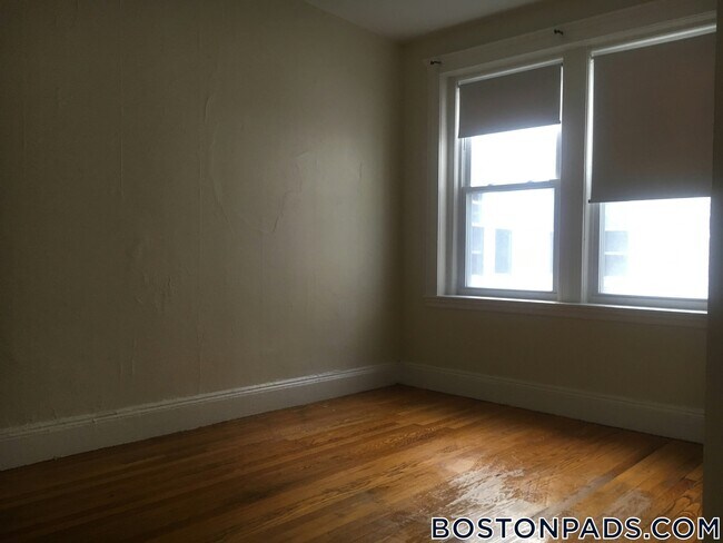 Photo - 119 Sutherland Rd Unit D