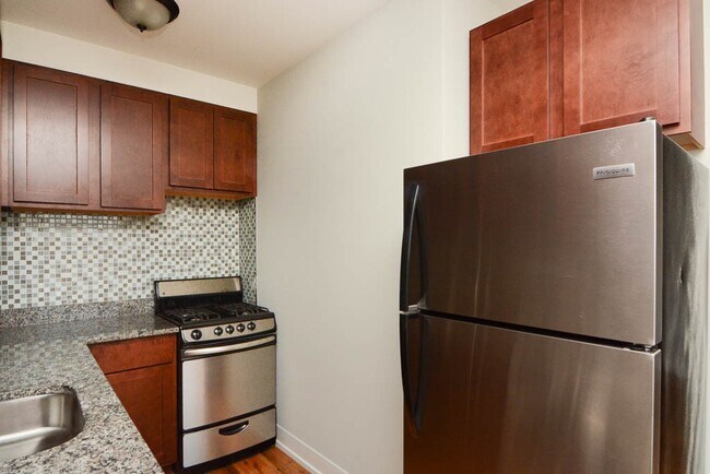 Photo - 553 W Arlington Pl Unidad 407