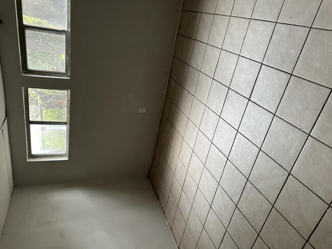 Photo - 10324 Earl Dr