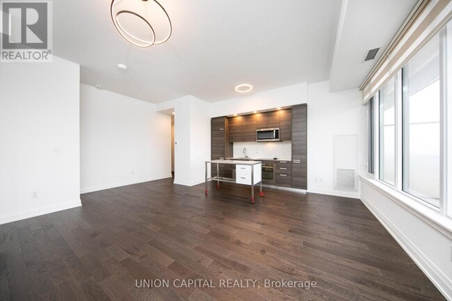 Photo - 75 Canterbury Pl Unit PH206