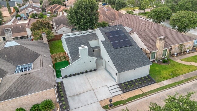 Photo - 14223 Stokesmount Dr