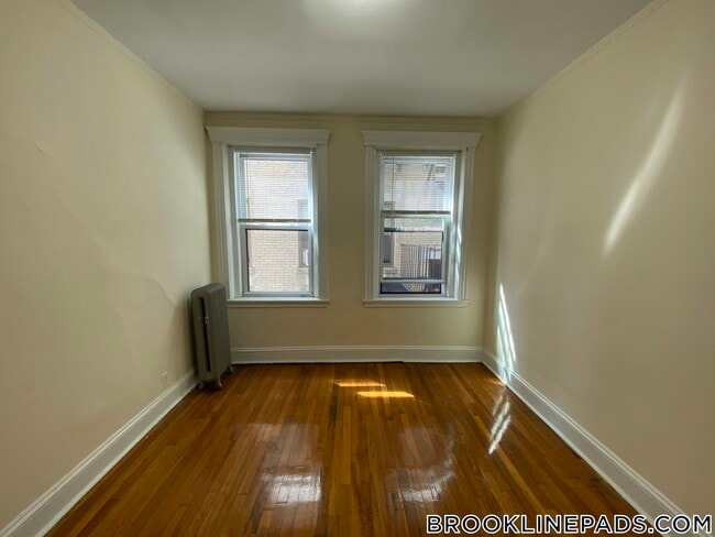 Photo - 360 Riverway Unit 12