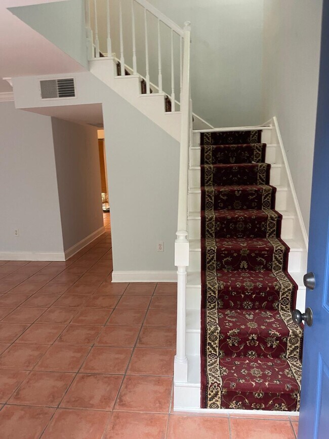 Photo - 212 Belmont Rd